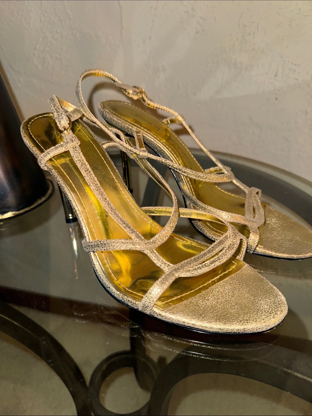 Jessica Bennett Jpenelope Gold Strappy Women’s Dress Sandals like new size 8m